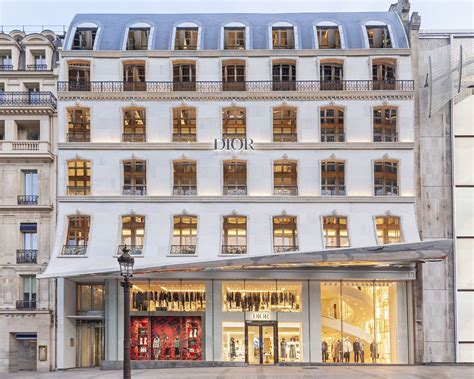 dior champs elysee horaire|christian Dior boutique paris.